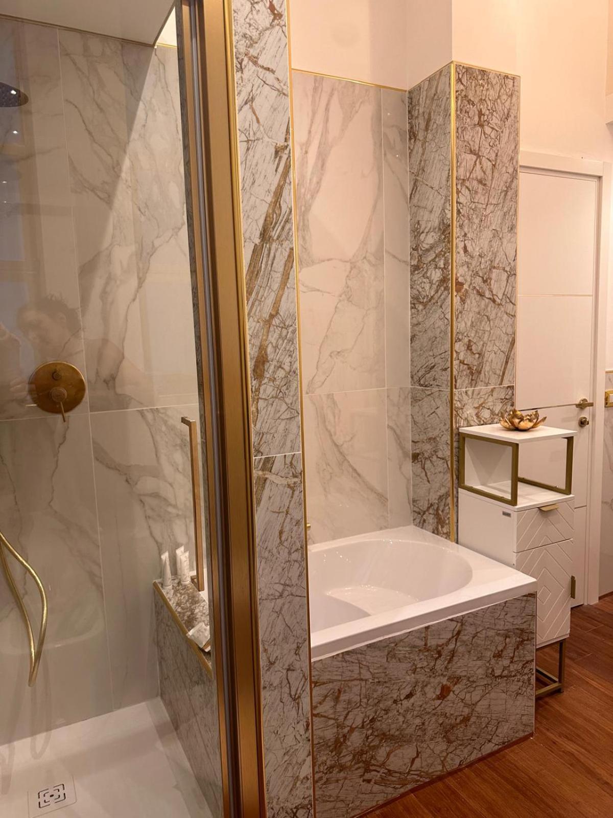 Maison D'Or Genoa Bagian luar foto